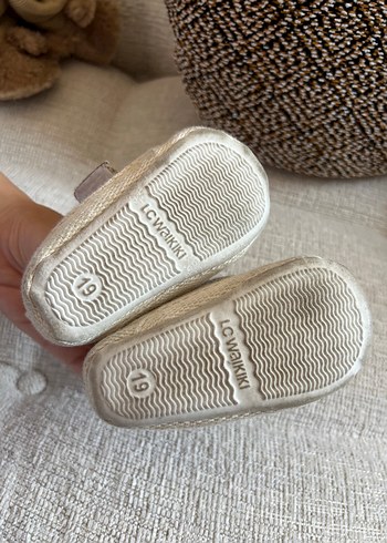 Kız Bebek Beyaz Triko Fiyonk Detaylı İlk Adım Ayakkabısı - Görsel 4