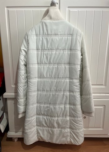 Sokak Stili Beyaz Midi Kadın Mont - Görsel 2