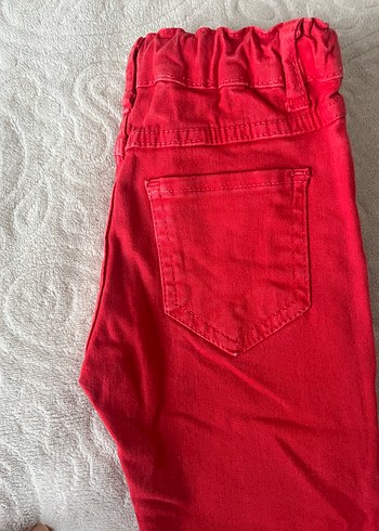 Düğmeli Kırmızı Erkek Çocuk Dar Kesim Pantolon - Görsel 3