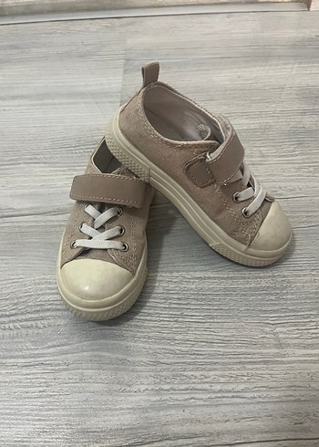 Çocuk Bej Velcro Detaylı Spor Ayakkabı - Görsel 4