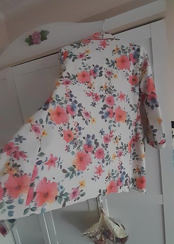 38 Beden Çiçek Desenli Midi blazer ceket