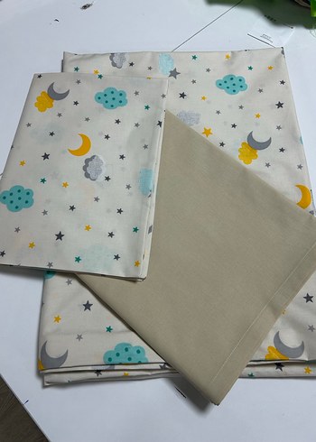 Bej Çiçek Desenli Nevresim ve Çarşaf Seti - Görsel 2