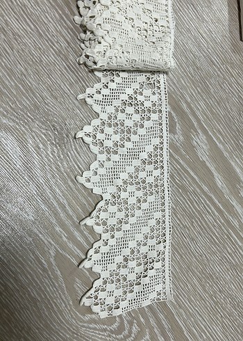 Çiçek Desenli El Yapımı Dantel Şerit - Görsel 6