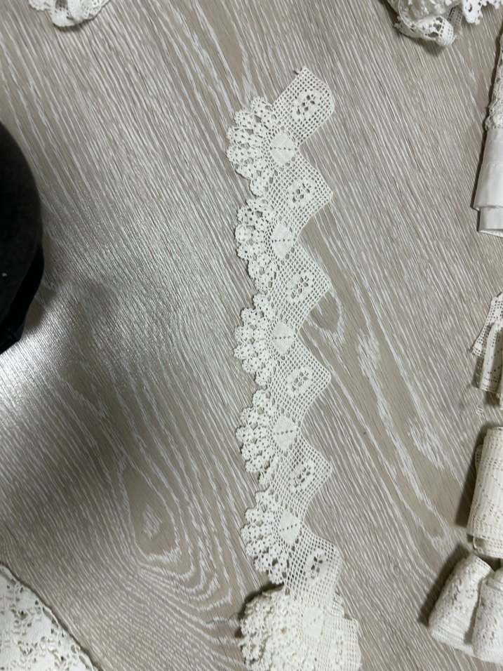 Çiçek Desenli El Yapımı Dantel Şerit - Görsel 3