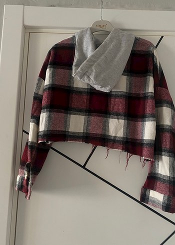Kapüşonlu Bordo crop Kareli Gömlek - Görsel 2