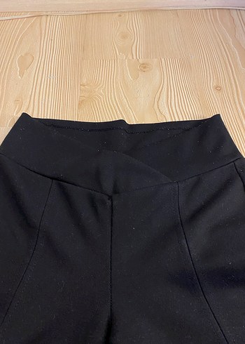 Kadın Siyah Yırtmaçlı İspanyol Paça Pantolon - Görsel 3