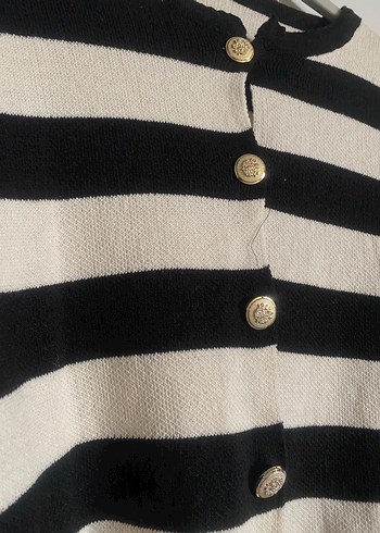 M beden Düğmeli Çizgili Kadın Hırka - Görsel 2