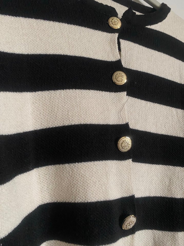 M beden Düğmeli Çizgili Kadın Hırka - Görsel 2