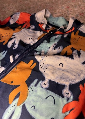 Carters Erkek Çocuk Renkli Baskılı Kısa Kollu Mayo - Görsel 2