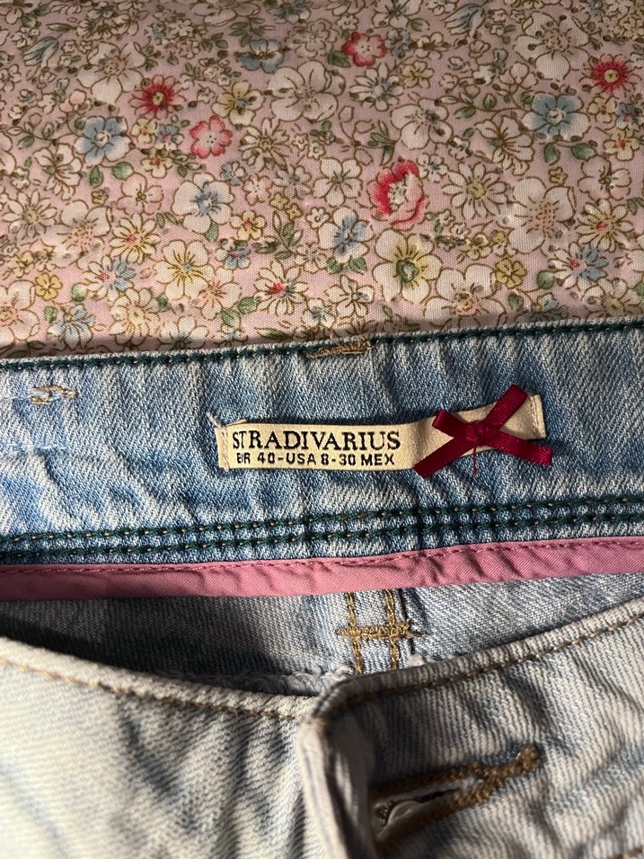 Mini Bol Kesim Denim Şort - Görsel 3