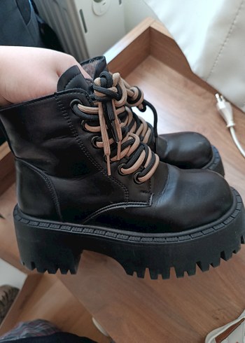 Siyah Kadın Deri Platform Topuklu Goth Bot - Görsel 2