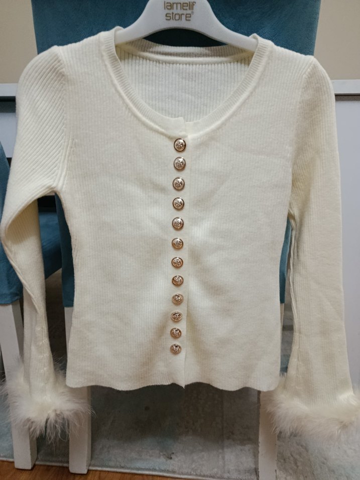 Beyaz Kürklü Balıkçı Yaka Kadın Kazak - Görsel 4