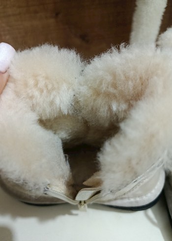 Beyaz Kürklü Kız Çocuk Botu - Görsel 4