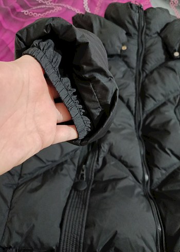 Siyah Şişme mont, kapüşonlu - Görsel 6