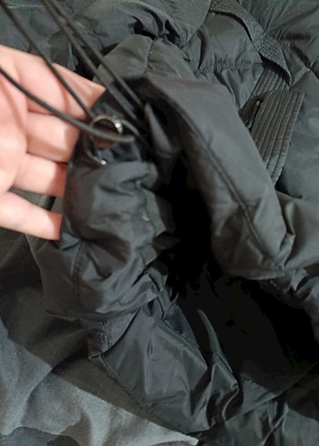 Siyah Şişme mont, kapüşonlu - Görsel 5