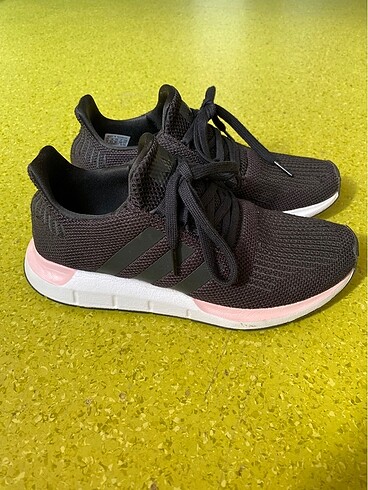 Adidas ADİDAS KADIN SPOR AYAKKABI