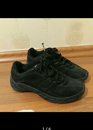 Adidas spor ayakkabı