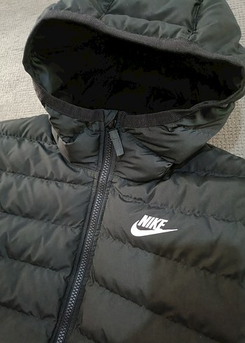 sıfır hiç kullanılmamış nike mont - Görsel 3