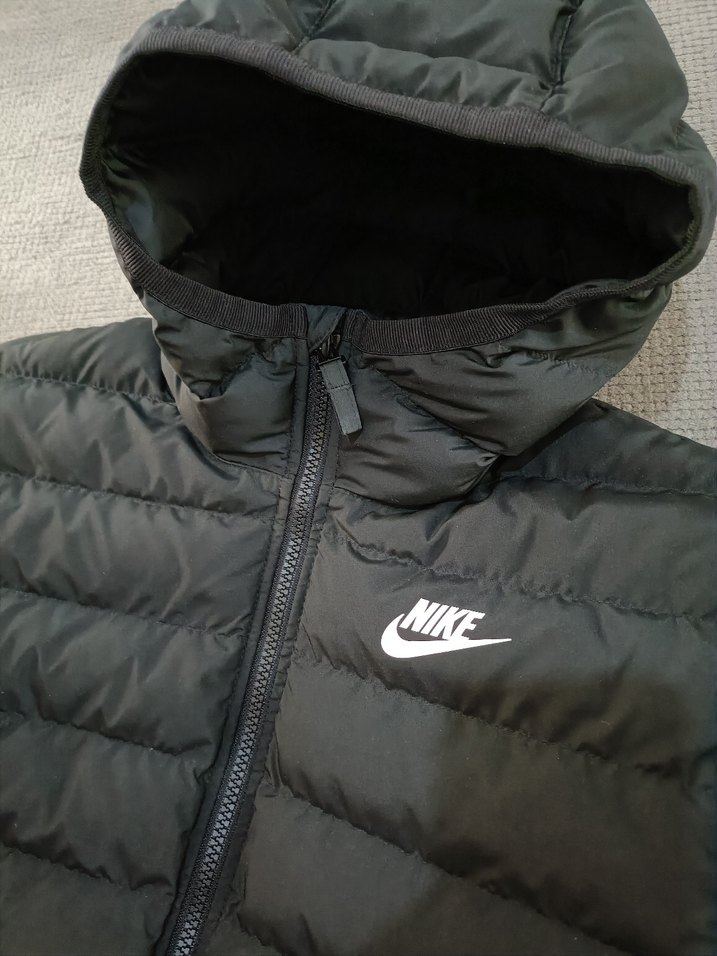 sıfır hiç kullanılmamış nike mont - Görsel 3