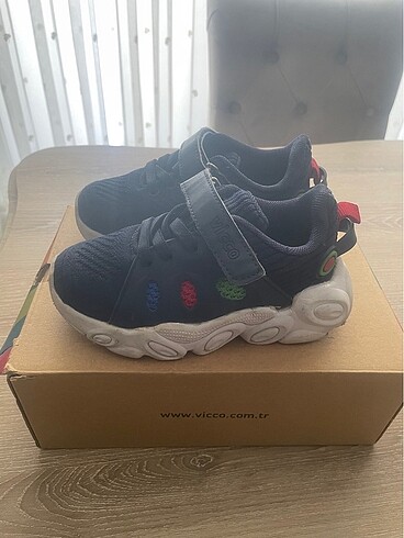 26 Beden Vicco Unisex Çocuk Günlük Spor Ayakkabı