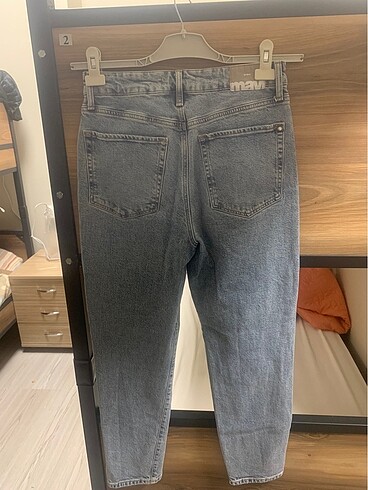 38 Beden Mavi mom jean