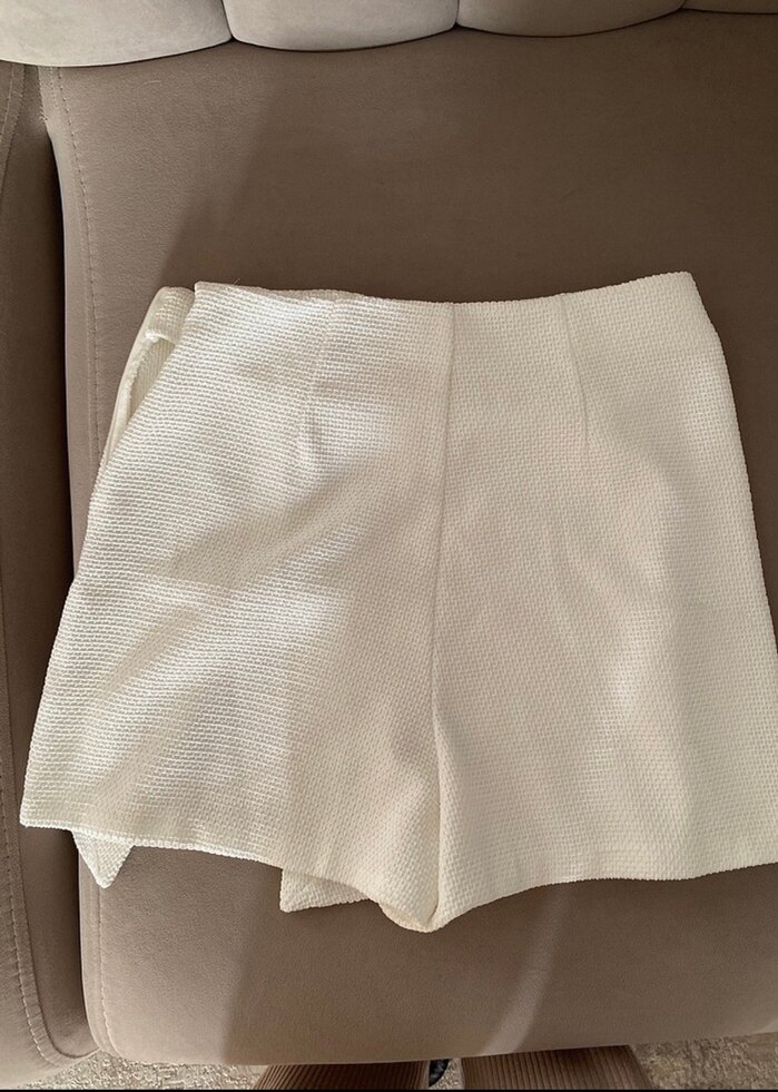 Düğmeli Beyaz Mini Etek - Görsel 2