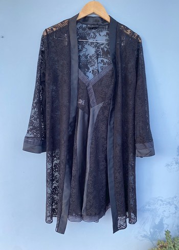 Pierre cardin gecelik ve sabahlık takım