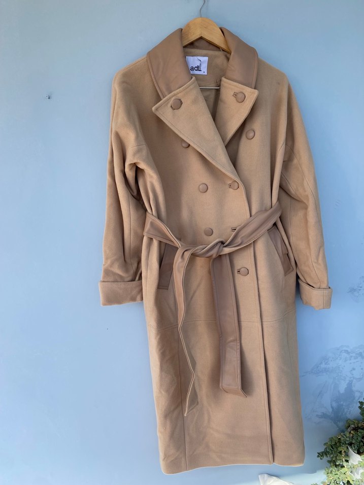 Adil ışık Kuşaklı Bej Kadın Kaban - Görsel 4