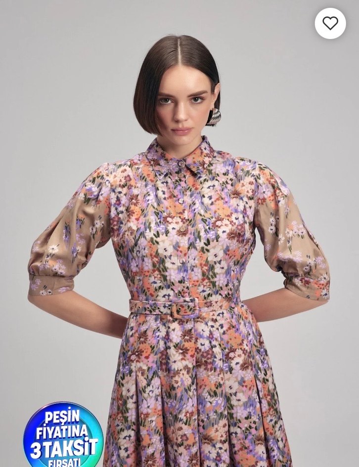 Vintage Tarzda Uzun Bej Çiçekli Elbise - Görsel 3