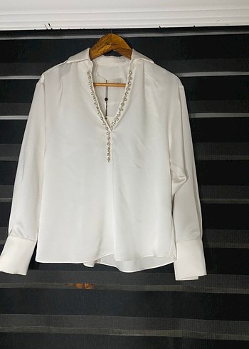 Adil ışık yakası taşlı saten gömlek - Görsel 6