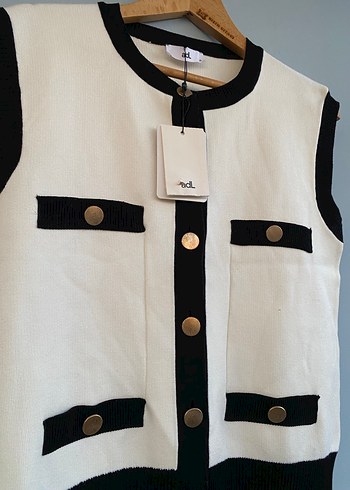 Adil ışık Düğmeli Kısa Beyaz Kadın Yelek - Görsel 3