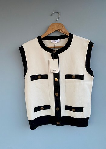 Adil ışık Düğmeli Kısa Beyaz Kadın Yelek - Görsel 2