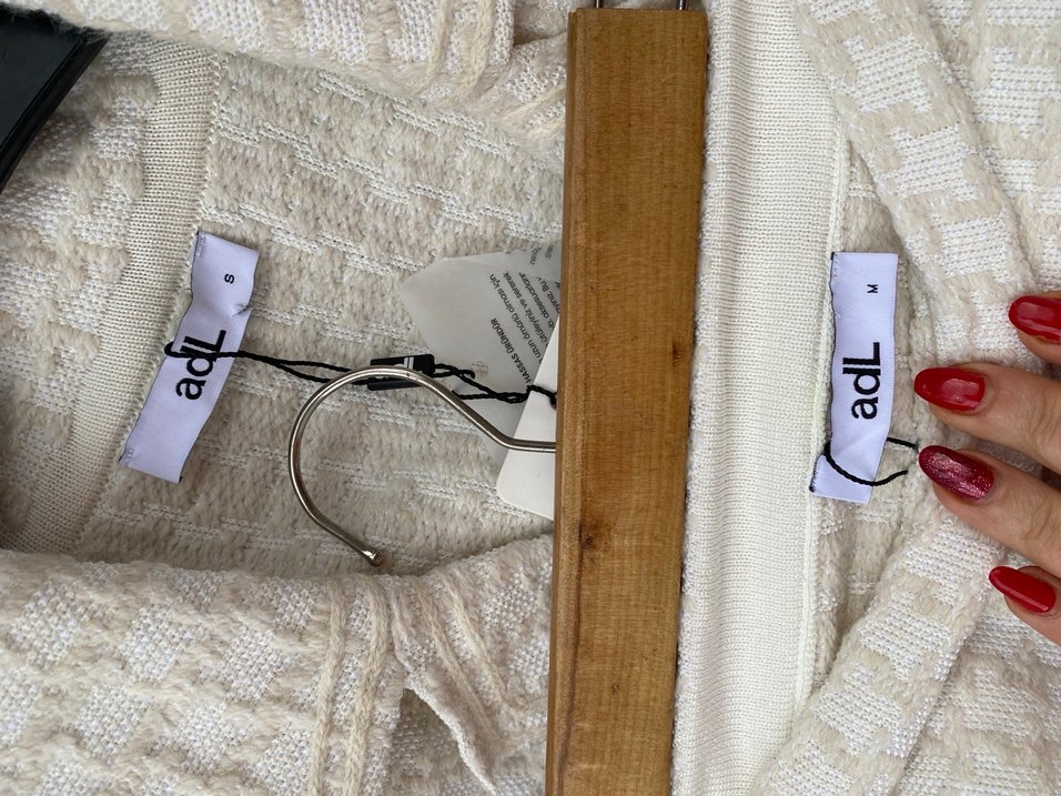 Adil ışık gold düğmeli triko takım - Görsel 4