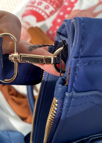 Adil ışık askılı çanta - Görsel 7