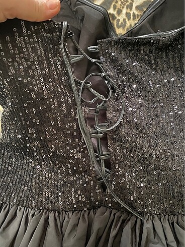Mert aslan  payet elbise - Görsel 6
