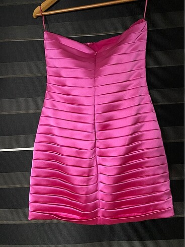 Mert aslan fuşya taşlı elbise - Görsel 5