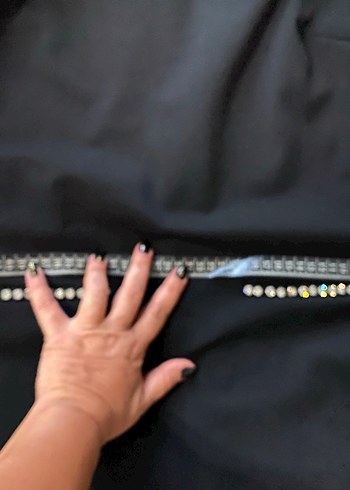 m Beden Mert aslan yakası taş detaylı elbise