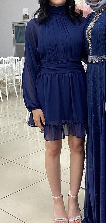 s Beden Lacivert sırt dekolteli mini elbise