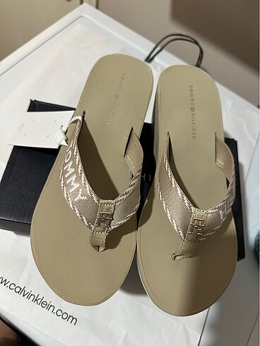 Tommy hilfiger terlik