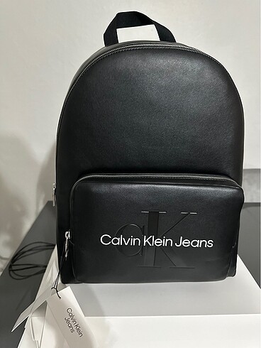 Calvin klein sırt çantası