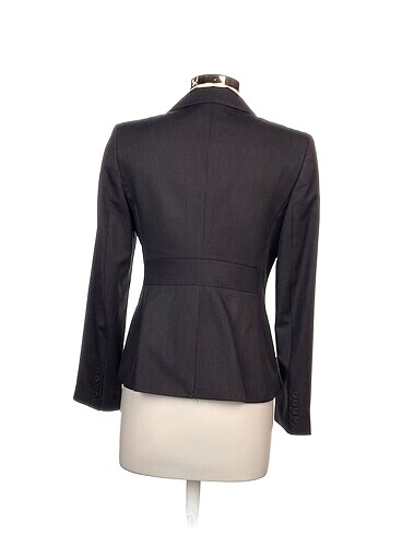 40 Beden Koton Blazer %70 İndirimli.