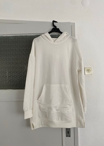 Beyaz Kapüşonlu Kadın Sweatshirt