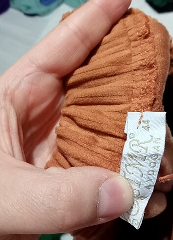 44 Beden turuncu Renk Tesettür kadife takım 