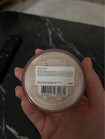 Beden YVES ROCHER SABİTLEYİCİ PUDRA