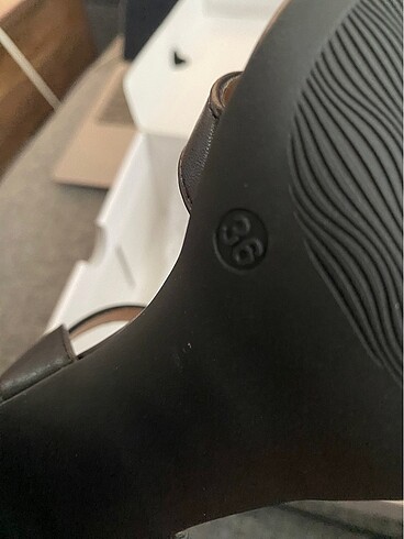 siyah topuklu ayakkabı - Görsel 6