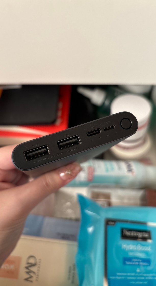 Siyah Taşınabilir Power Bank - Görsel 3