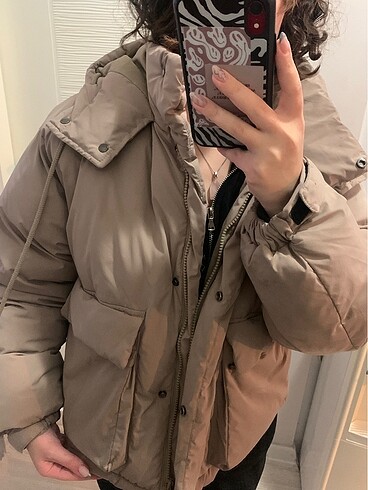 Pull and Bear Şişme Mont