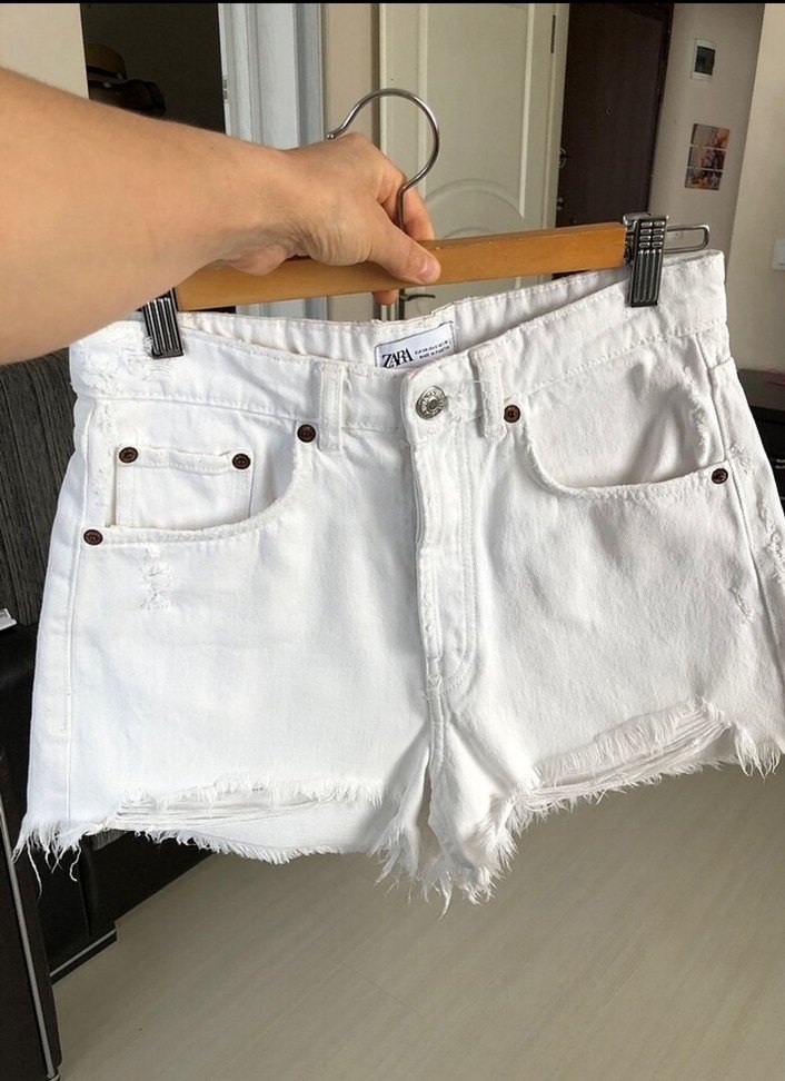 Zara Beyaz Jean Şort - Görsel 4