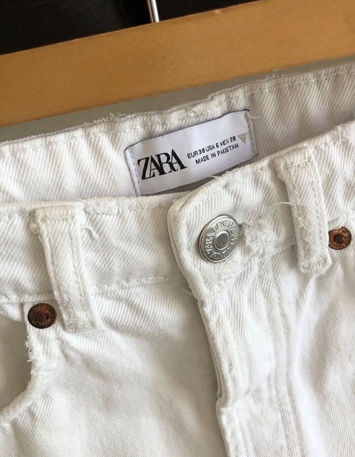 Zara Beyaz Jean Şort - Görsel 3