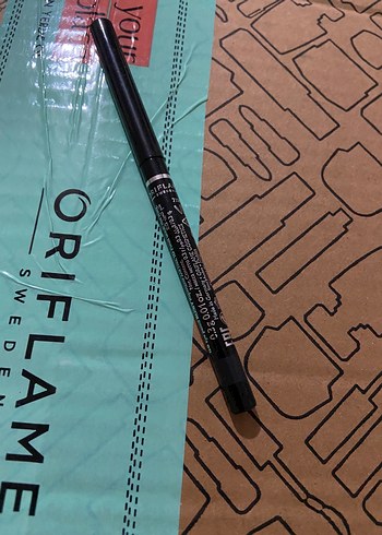 Oriflame Siyah Kaş Kalemi - Görsel 2